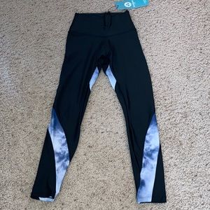 Black and Blue Full-Length Leggings with Split Design blue clouds size small